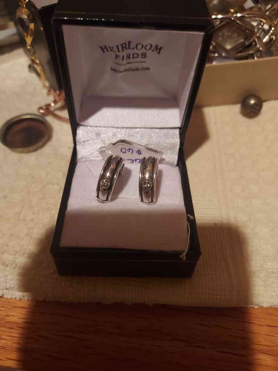 LYRIC brand DIAMOND in 925 full stamps in view - Albuquerque, New Mexico - FleaMarketBay