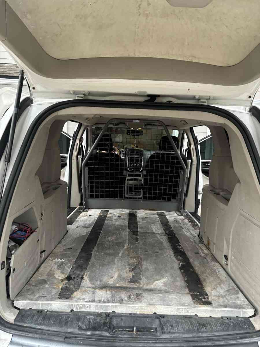 2014 dodge ram cv tradesman - Jacksonville, Florida - FleaMarketBay