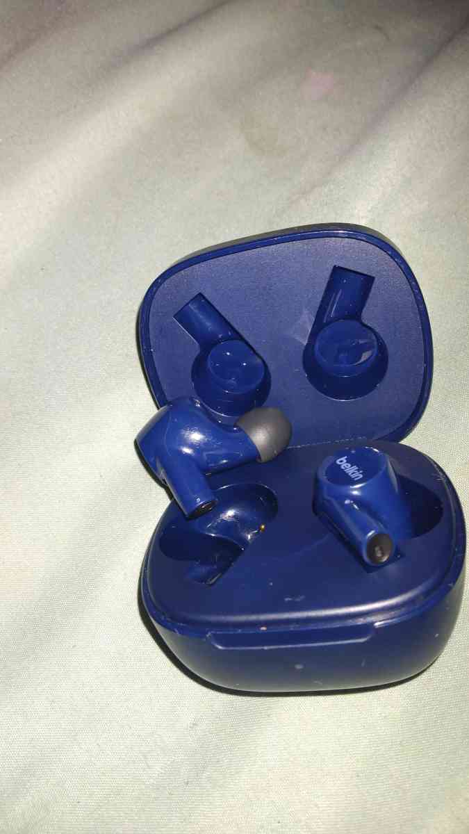 Belkin soundform rise true wireless earbuds