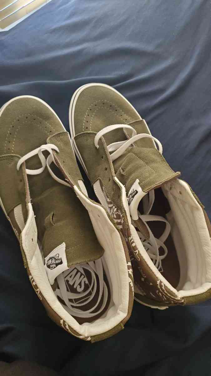 Mens VANS size 13 - Joliet, Illinois - FleaMarketBay
