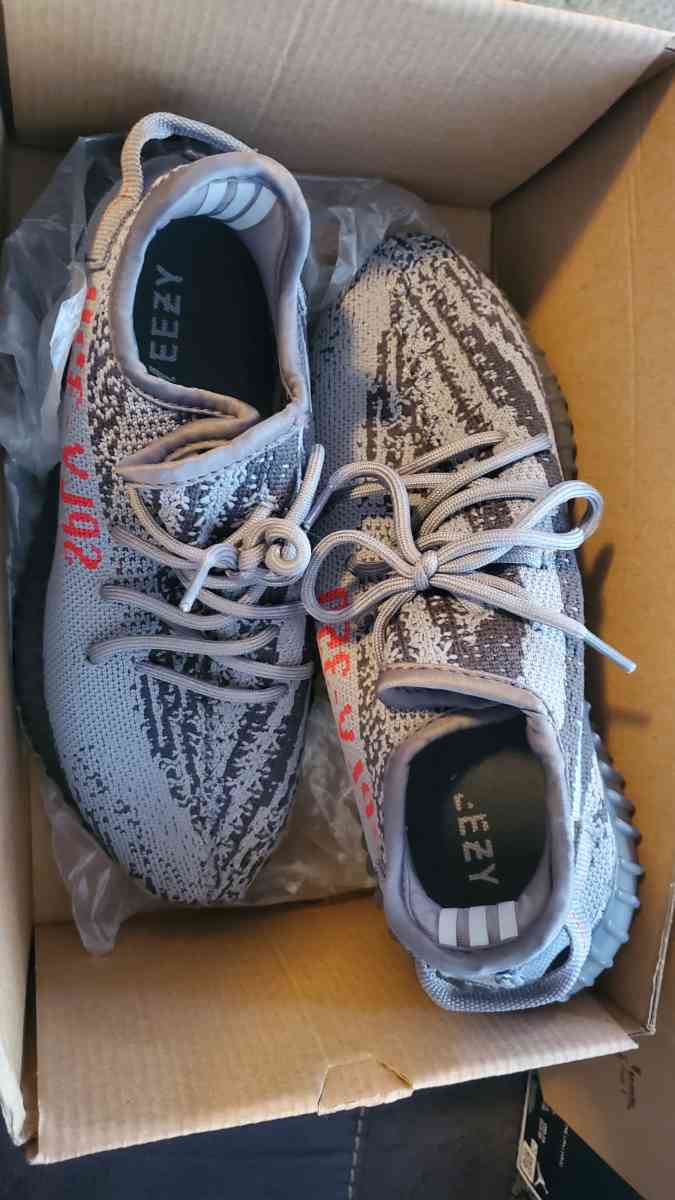 Kids Yeezys  JOLIET PICKUP