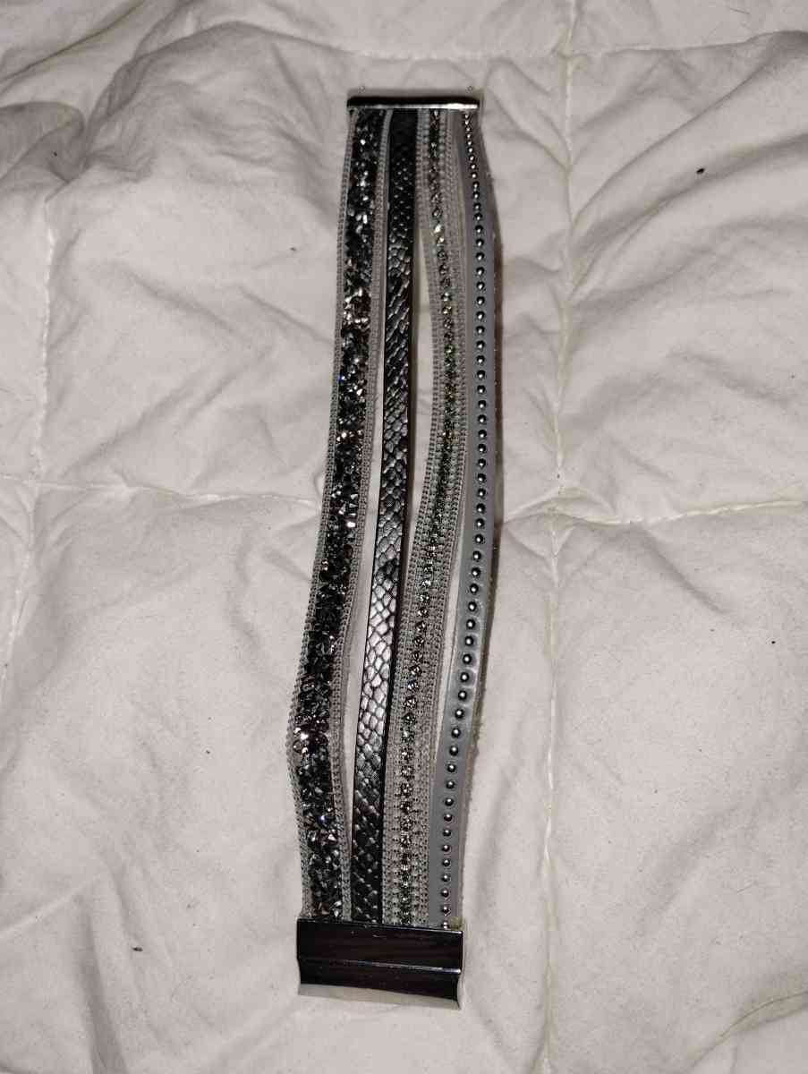 Leather wrap around bracelet with mini diamonds - Kansas City, Missouri - FleaMarketBay
