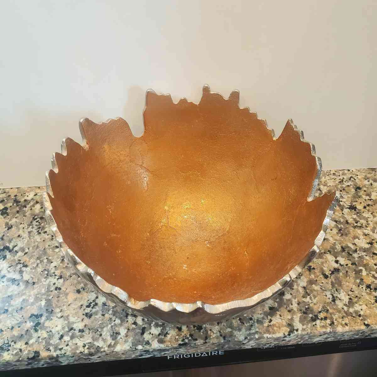 Jagged Egg like Pot bowl 6 tall 10 wide - Fort Worth, Texas - FleaMarketBay