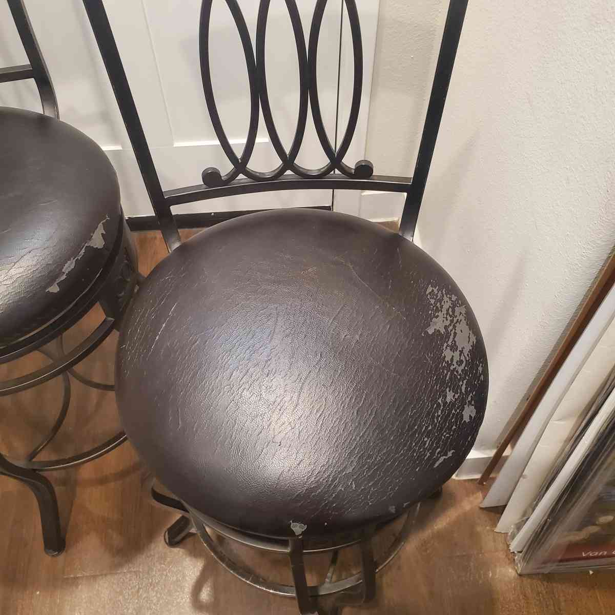 2 Wood Metal Used Black Bar Stools Chairs - Fort Worth, Texas - FleaMarketBay