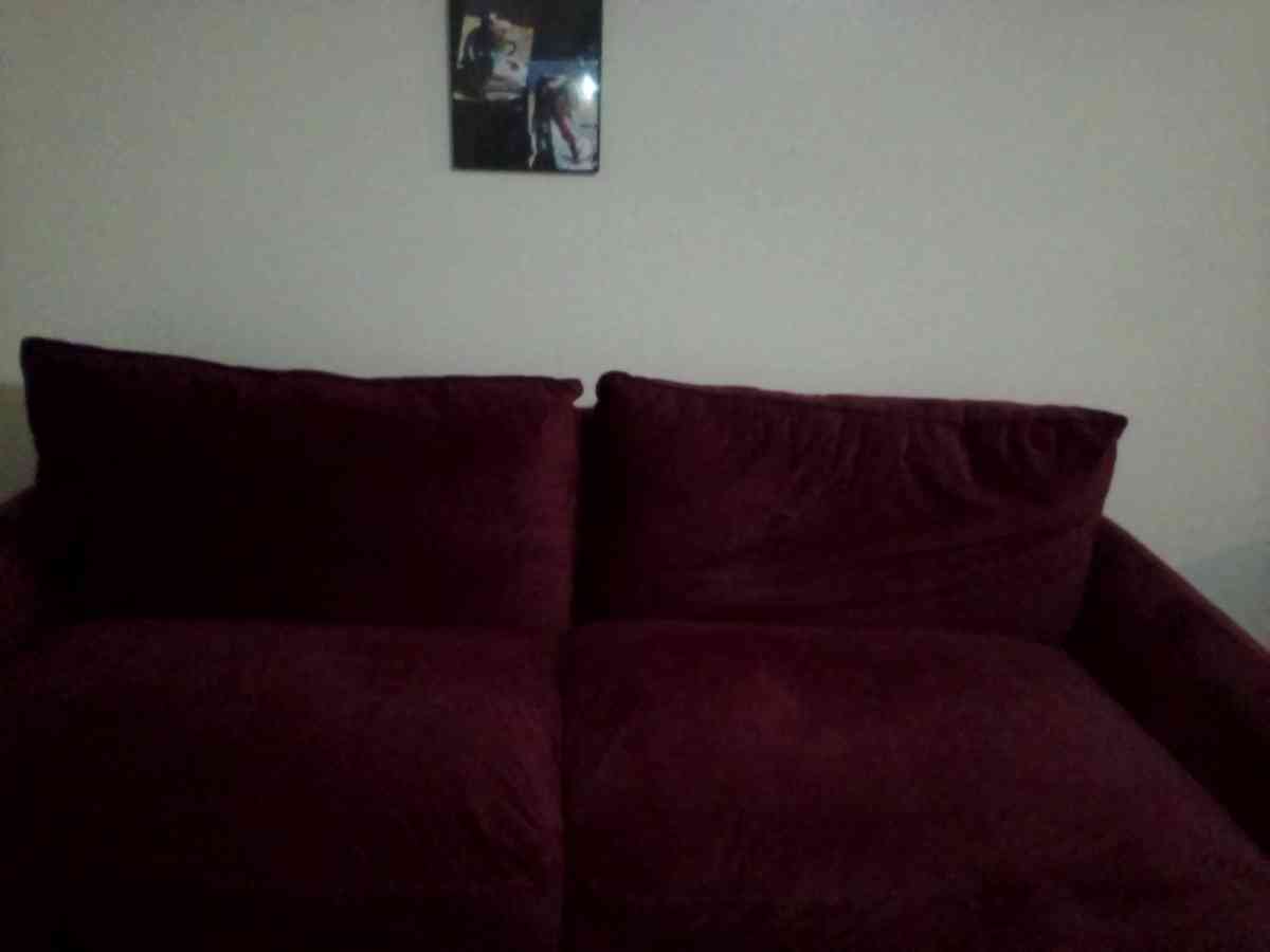 burgundy gaming couch