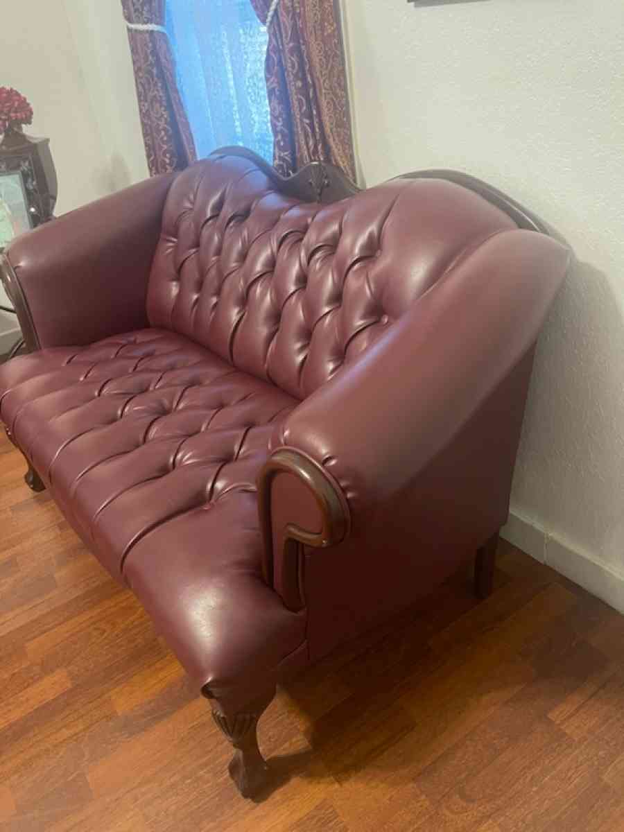 new living room set - Mckinney, Texas - FleaMarketBay