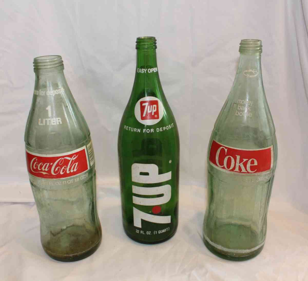 Vintage Bottles 2 Coke Coca Cola 1 7up - Fort Worth, Texas - FleaMarketBay
