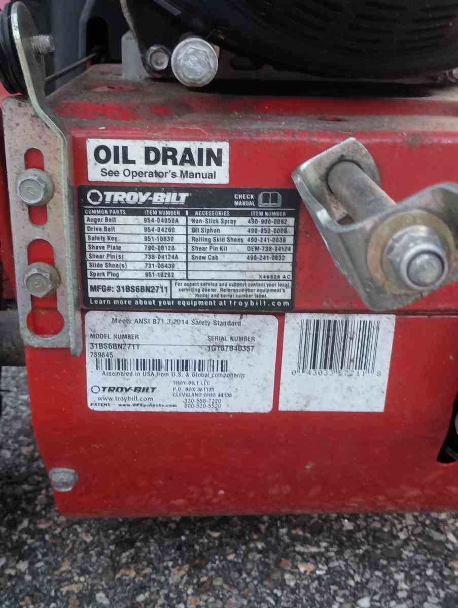 snow blower - Lewiston, Maine - FleaMarketBay