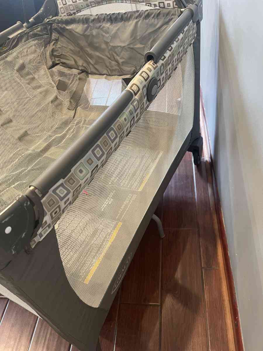 graco pack n play read desc