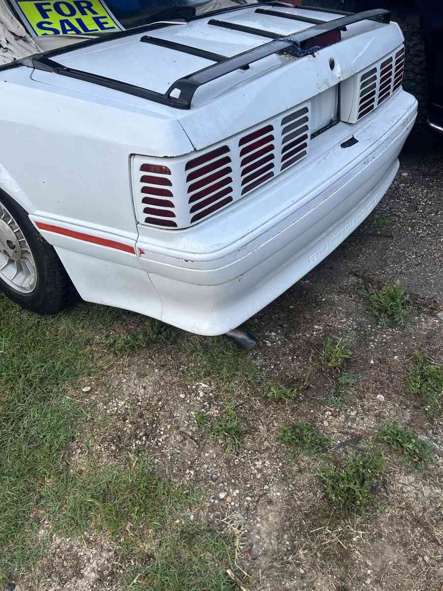 MUSTANG - San Antonio, Texas - FleaMarketBay