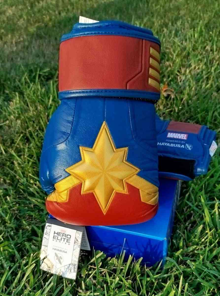 Hayabusa Marvels Captain Marvel Boxing Gloves