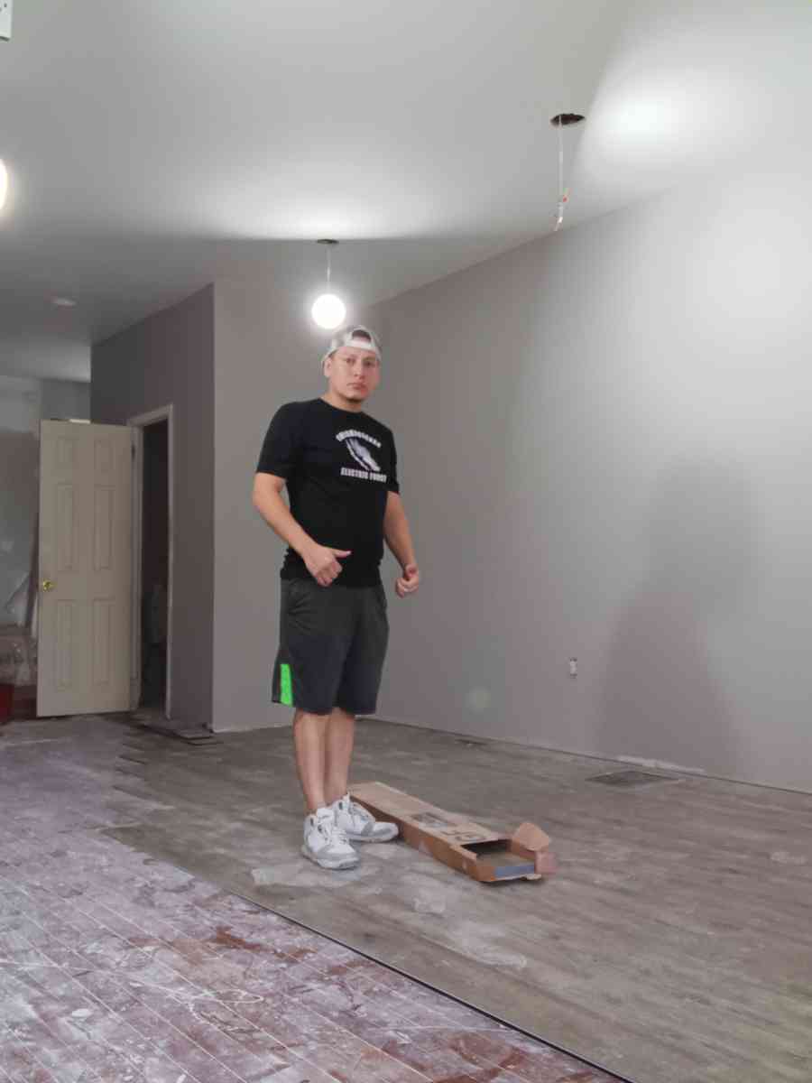 installation of pvc flooring tiles sidingh