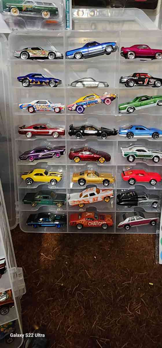 DIECAST CAR LOT HOT WHEELS AUTO WORLD JOHNNY LIGHTNING - Saint Louis, Missouri - FleaMarketBay