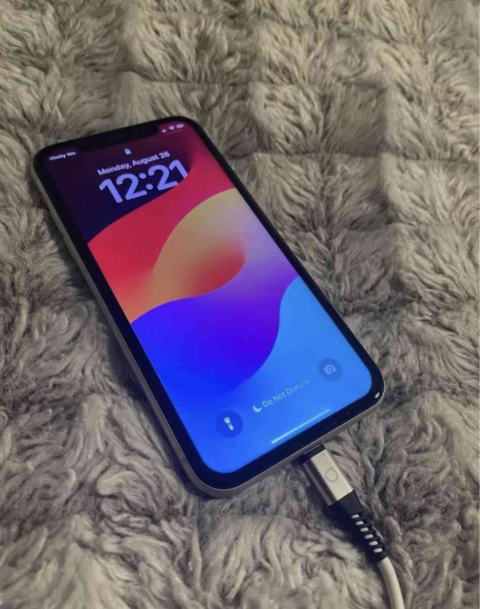 Apple iPhone XR Unlocked Available For Sale