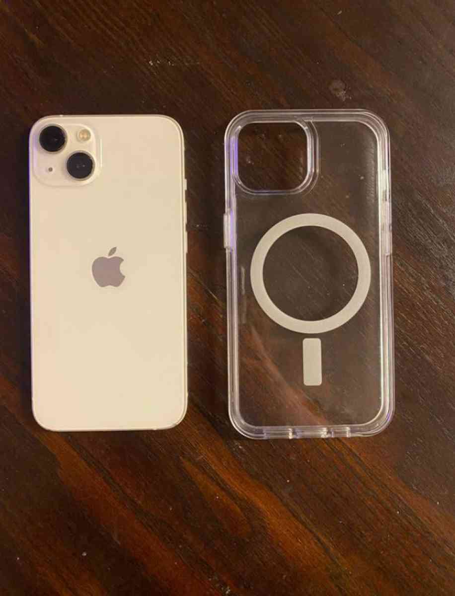 I phone 13 4GB RAM  128GB Starlight Unlocked - Adams, New York - FleaMarketBay