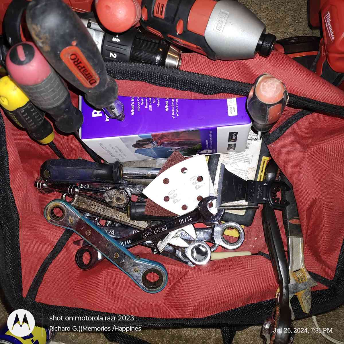 complete Milwaukee tool set with middle noise ratchets plier