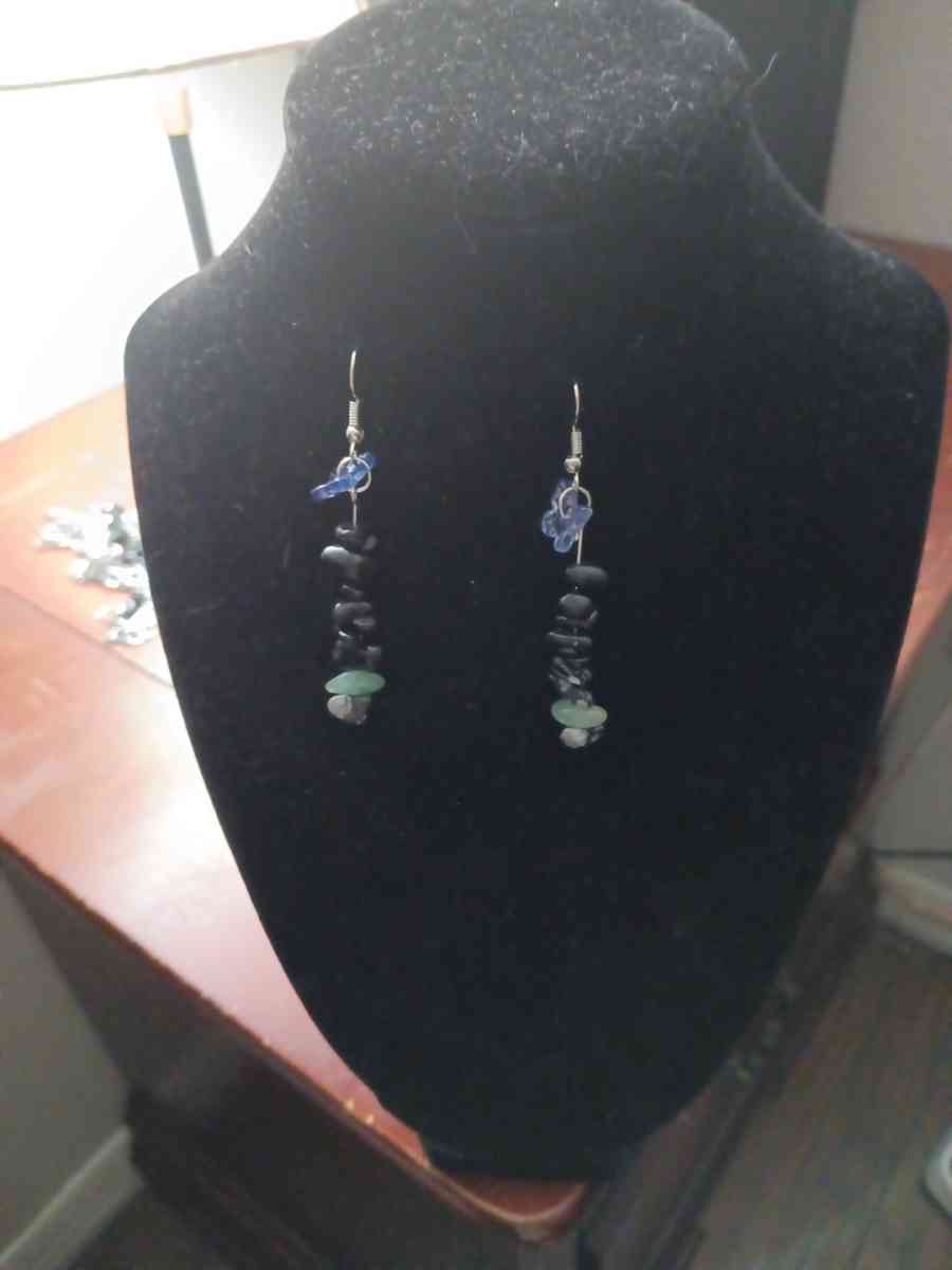 necklaces - Kissimmee, Florida - FleaMarketBay