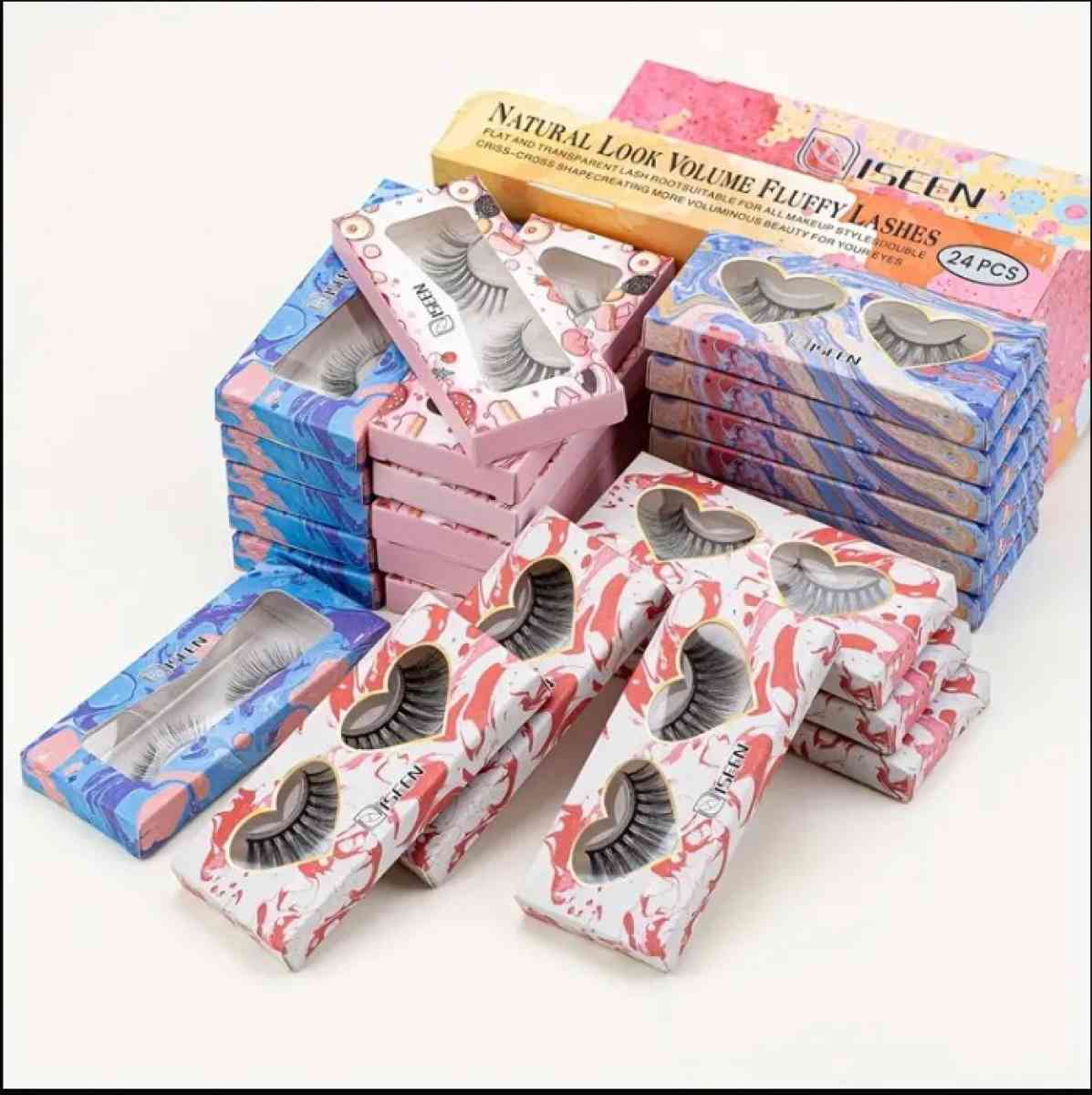 False eyelashes package 24 units - Noblesville, Indiana - FleaMarketBay