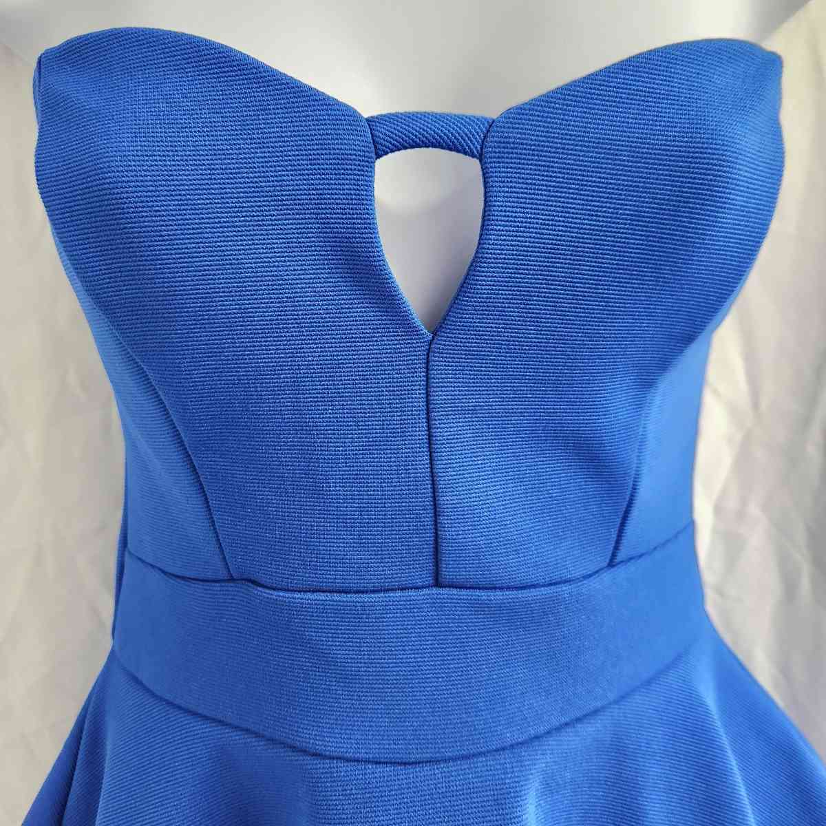 2b Bebe Electric Blue Stretch Flared Peplum Strapless Top