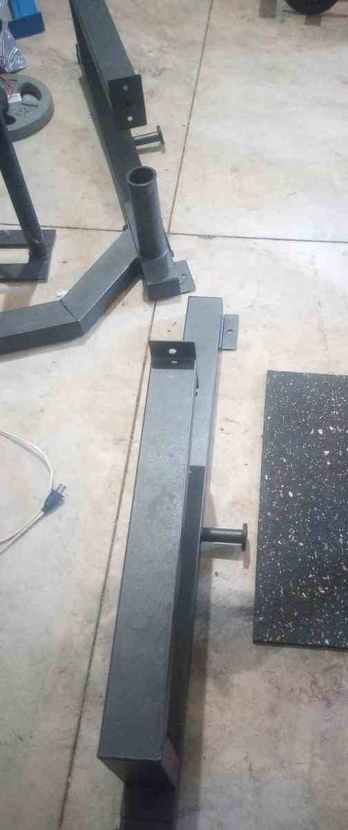 Weights Half Rack - Dunkirk, Ohio - FleaMarketBay