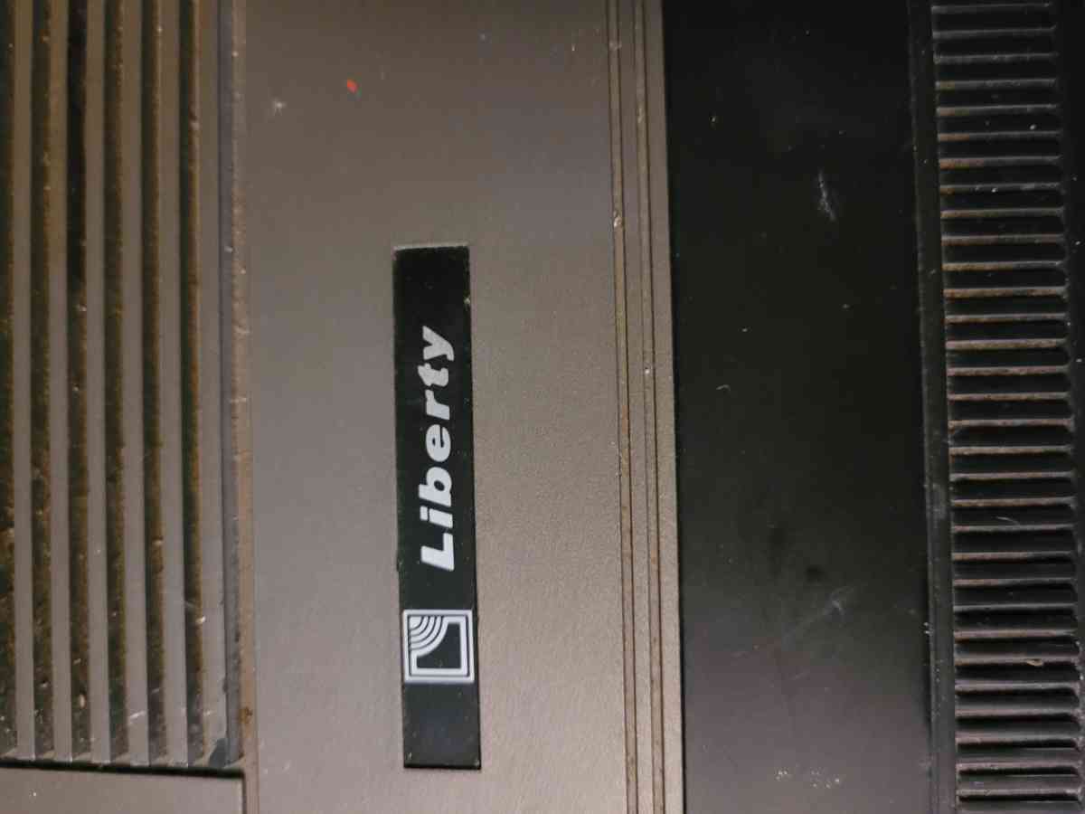 Vintage Liberty 1983 SN500A Portable TV Radio Tape Player