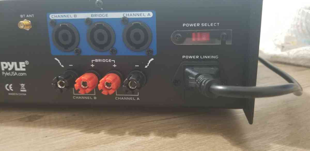 Pyle Amplifier 2 channel Home theater