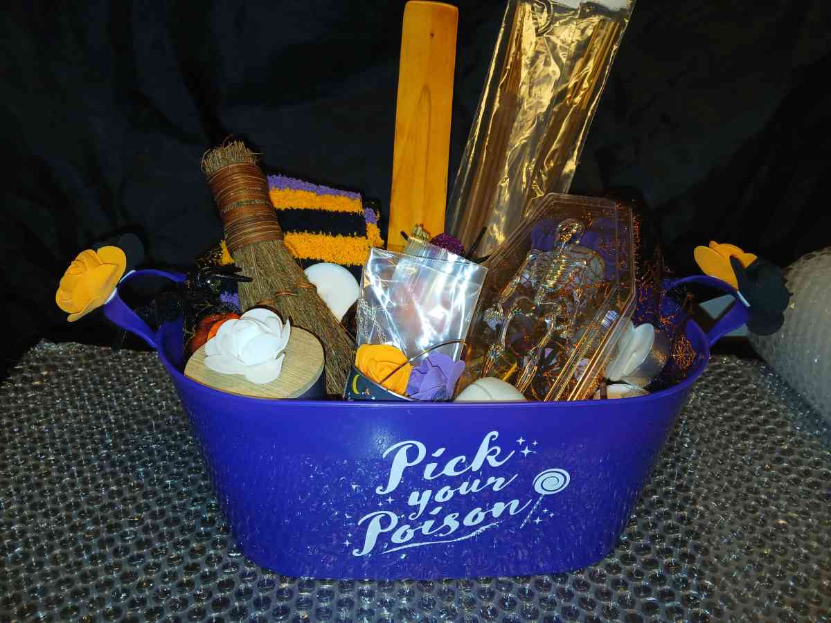 Witchy Halloween Boo Baskets
