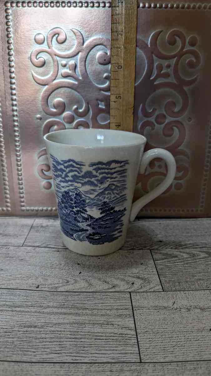 lochs of scotland royal warwick England Porcelain Cup