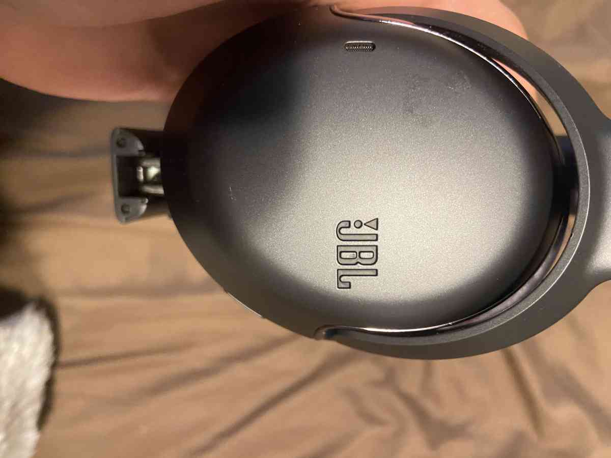 JBL Tour One Headphones