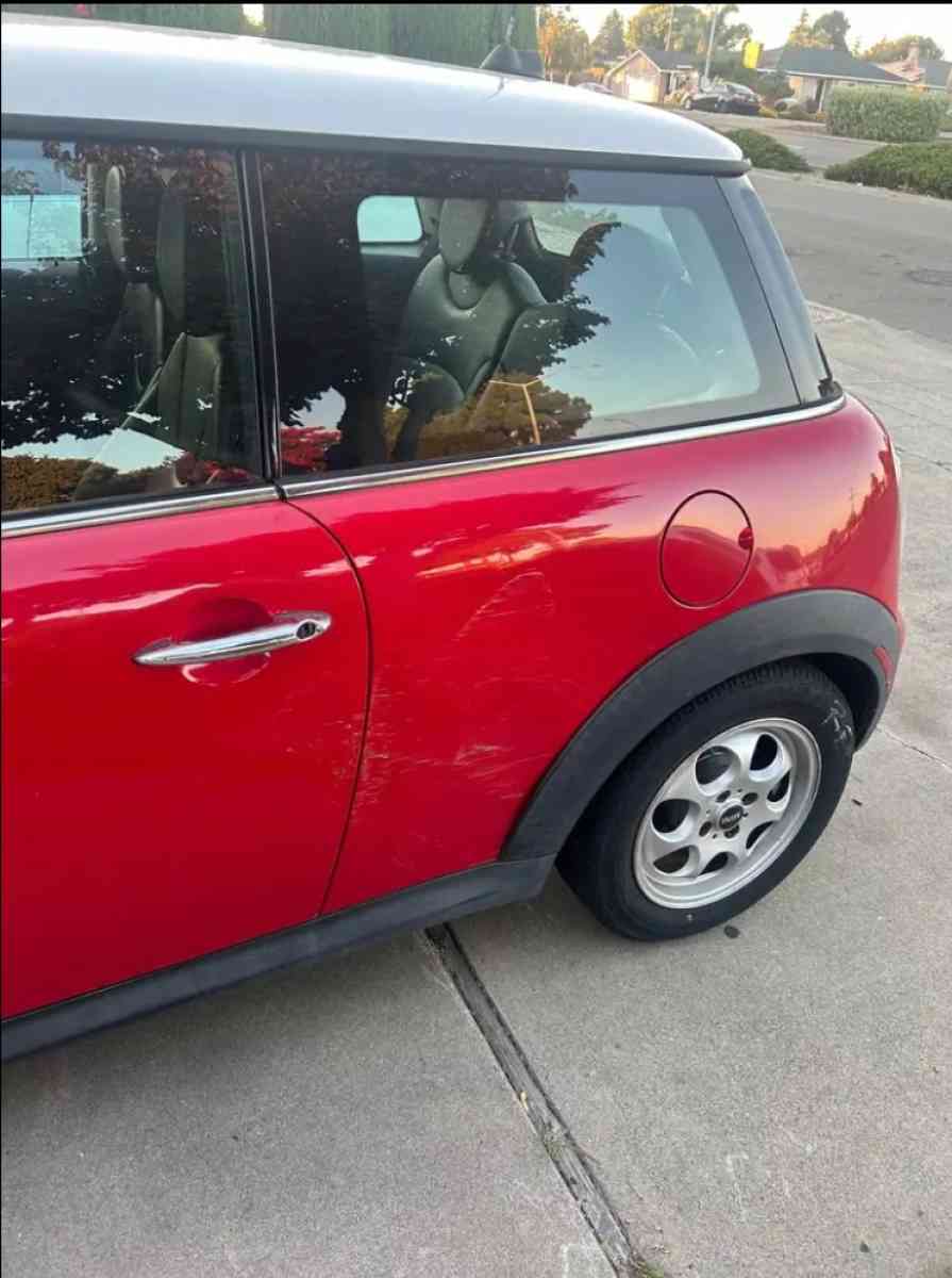 mini cooper hatchback 2D - California City, California - FleaMarketBay