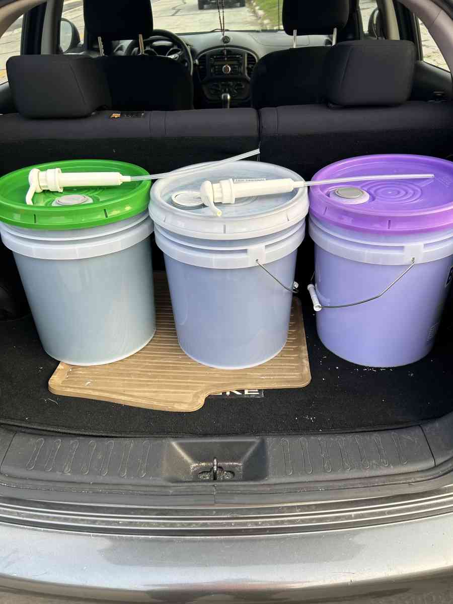 5 gallon Laundry detergent