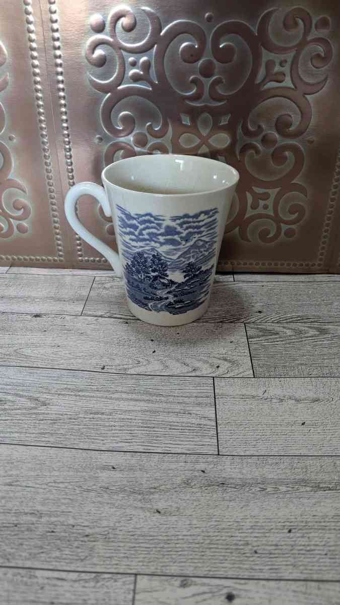 lochs of scotland royal warwick England Porcelain Cup