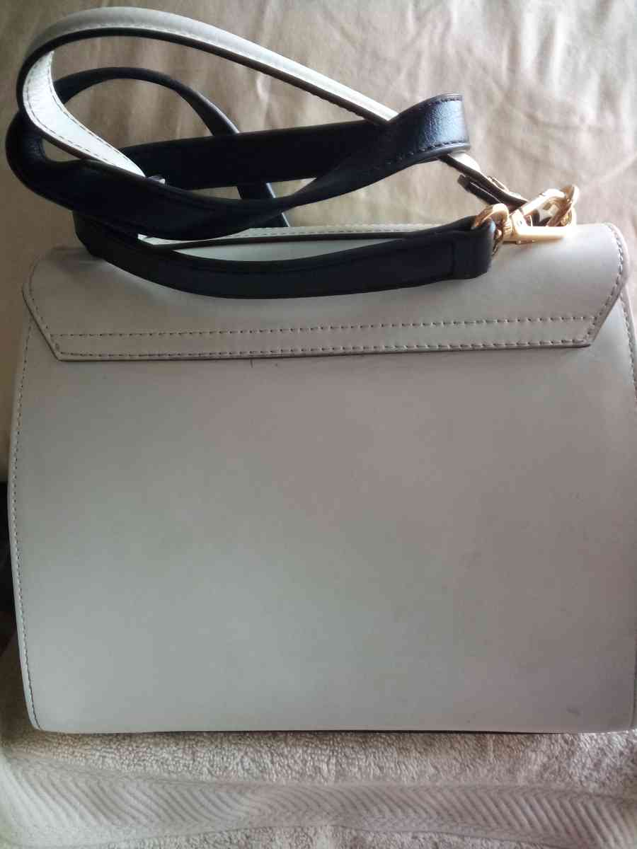Gianni Notaro White Messanger Bag