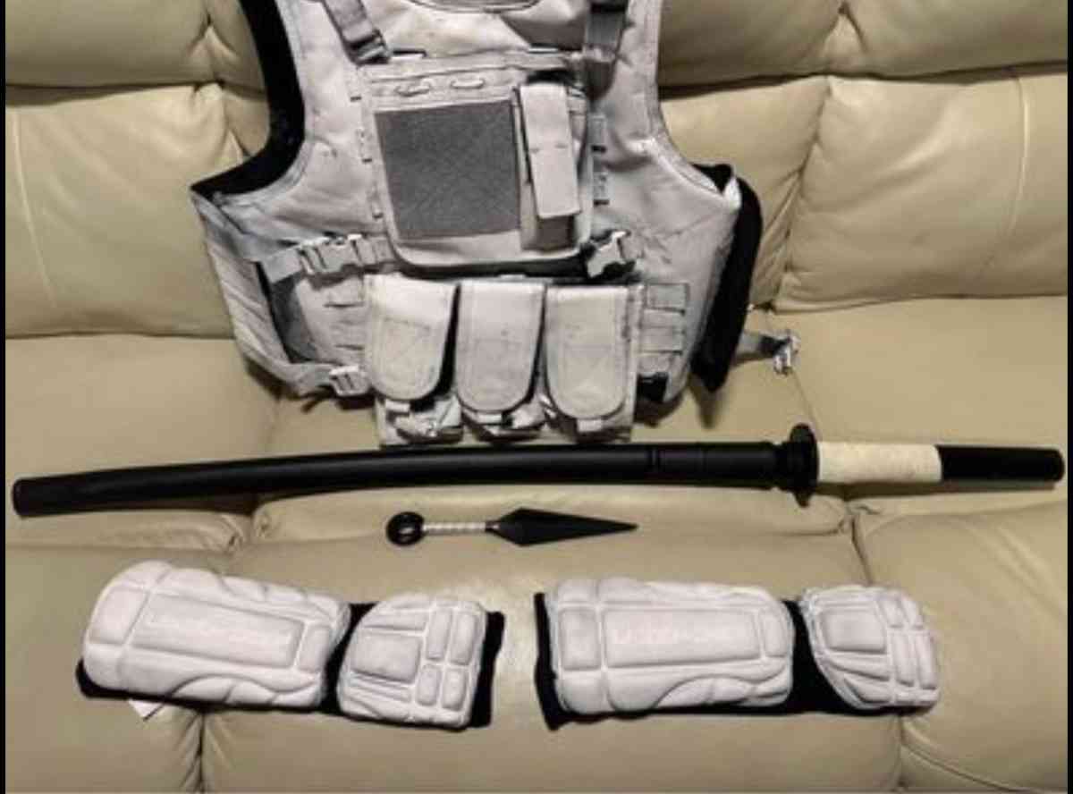 Anbu Itachi cosplay - Plano, Texas - FleaMarketBay