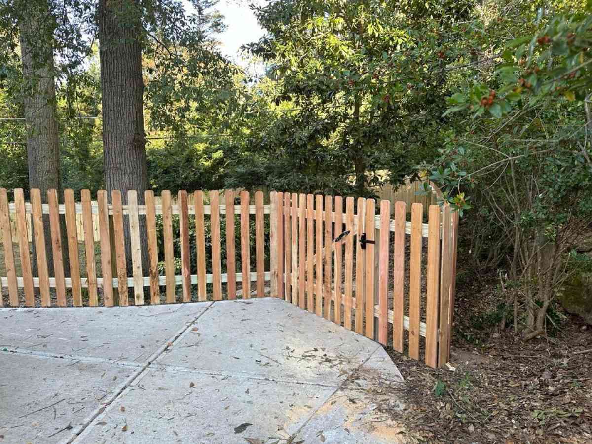 fencing vinyl and Wood