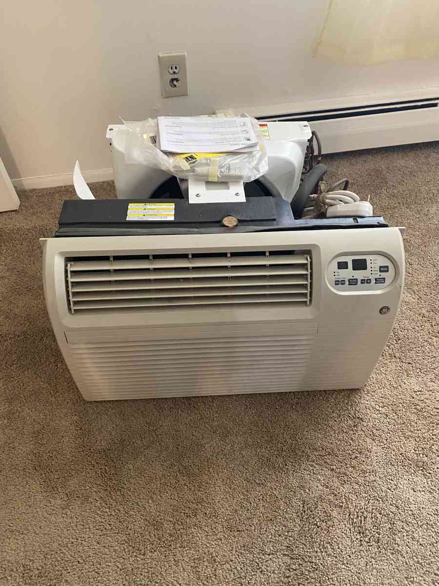 GENERAL ELECTRIC IN WALL AC 9000 BTU - Rochelle Park, New Jersey - FleaMarketBay