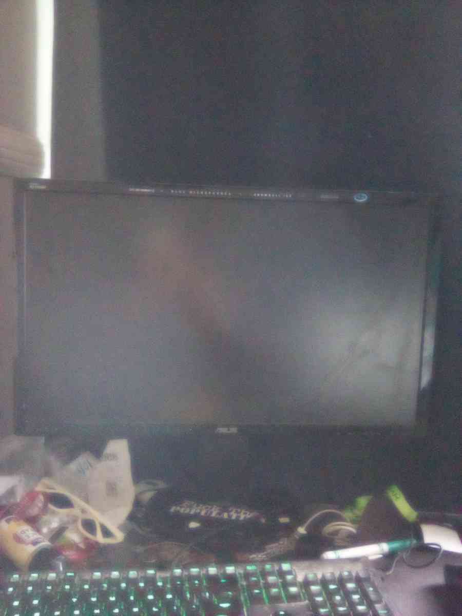 Gaming PC and Monitor - Camarillo, California - FleaMarketBay