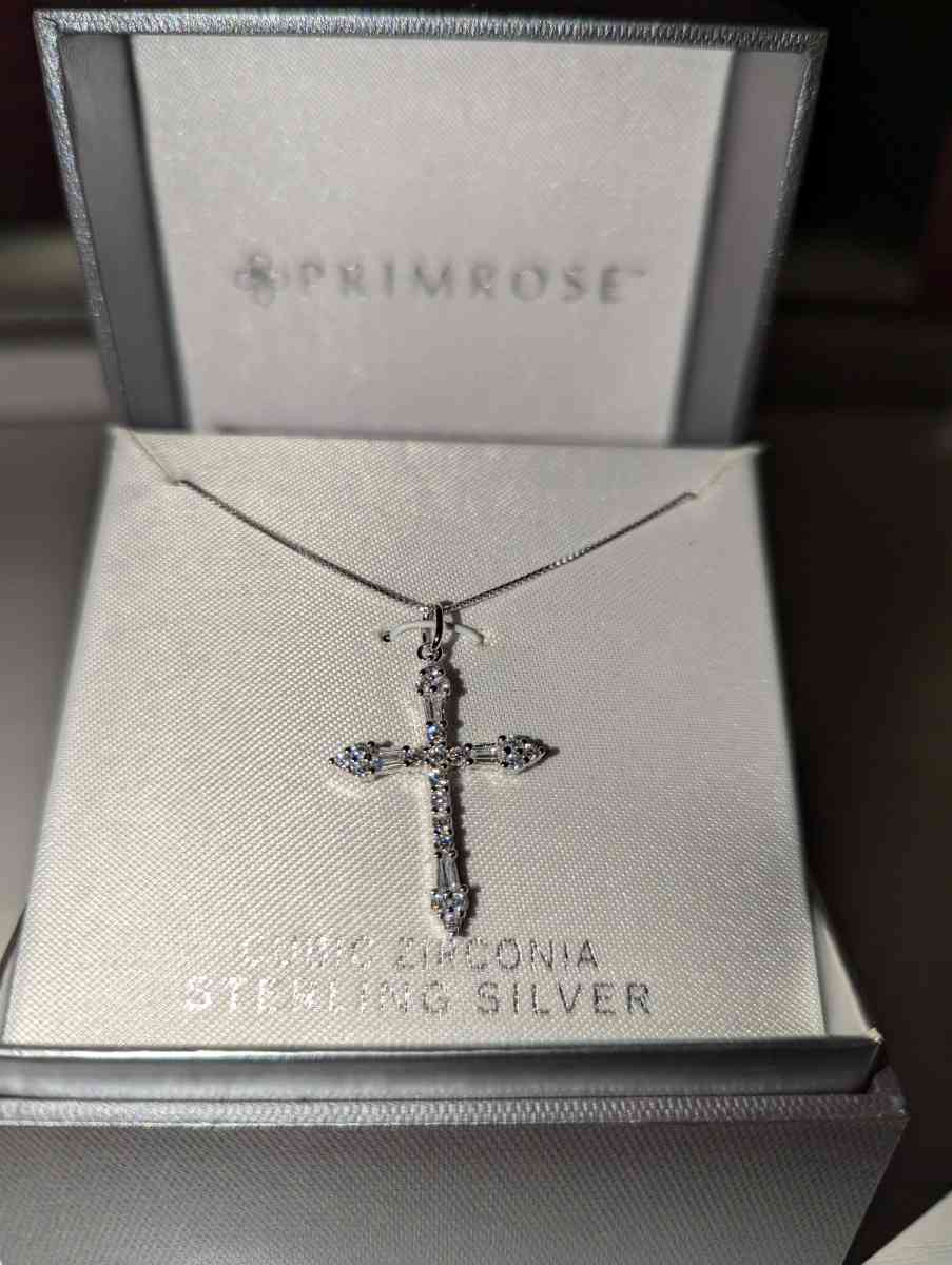 primrose sterling silver necklace - Leesburg, Florida - FleaMarketBay