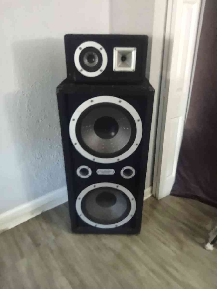 pro studio speakers
