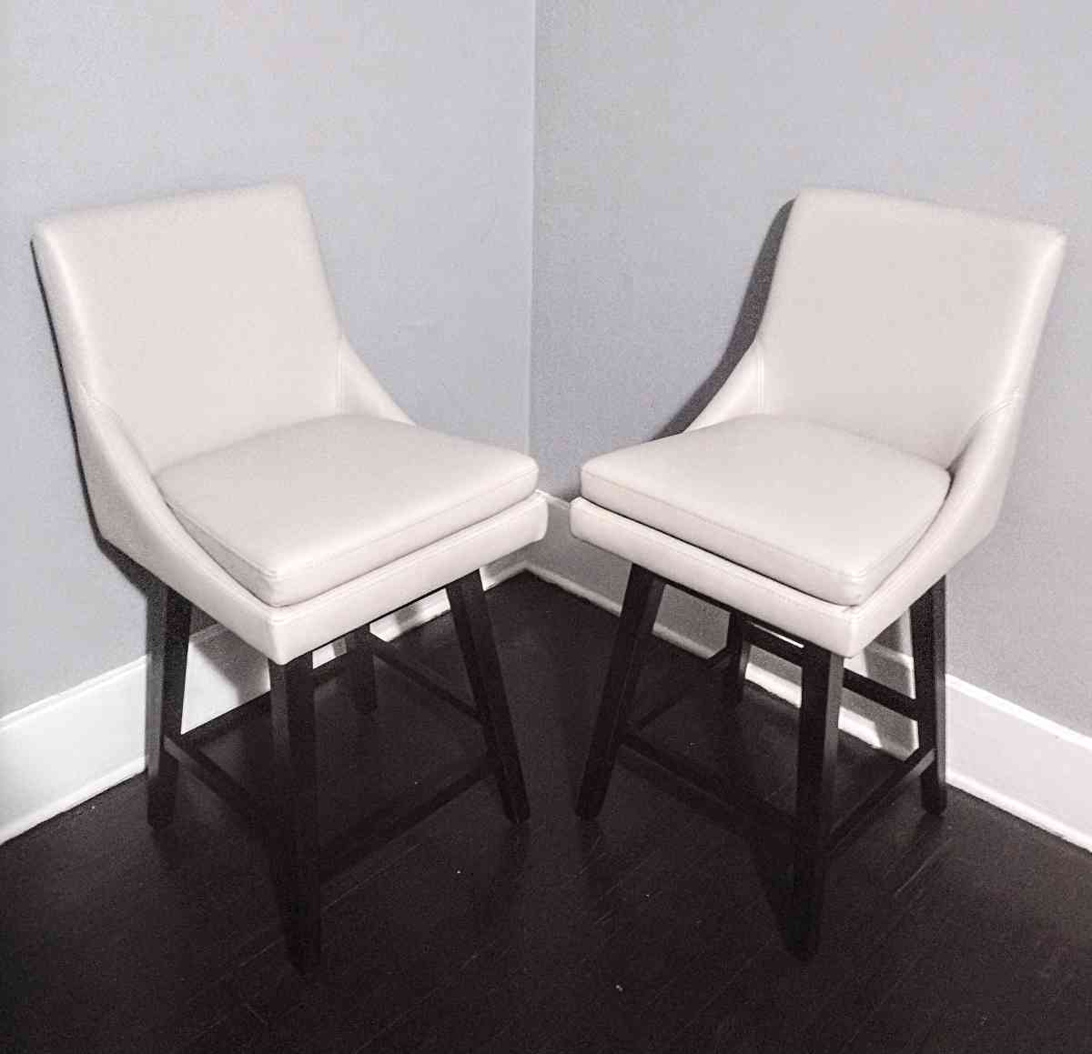 Lissa Light Gray Faux Leather Swive rCounter Stool Set