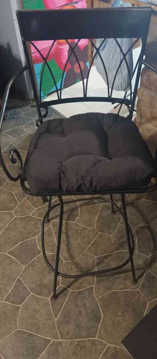 iron bar high stools