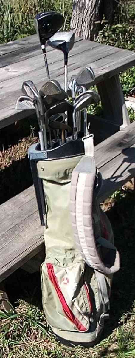 For Sale Assorted Used Golf Clubs with Name BrandBag