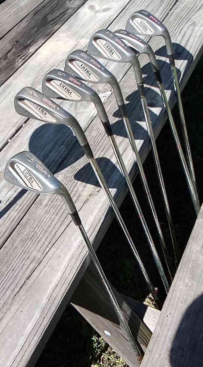 For Sale Assorted Used Golf Clubs with Name BrandBag