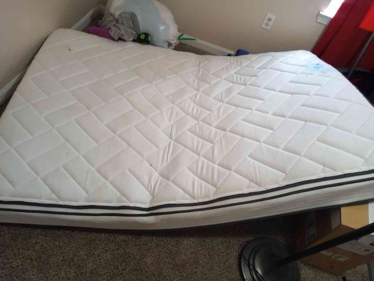 FULL SIZE MATTRESS