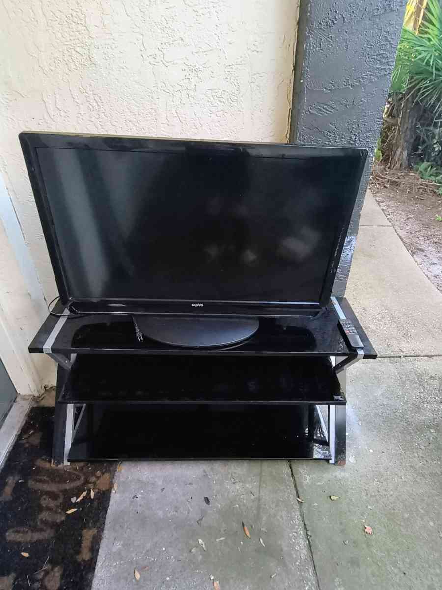 Sanyo TV and Entertainment Center Bundle