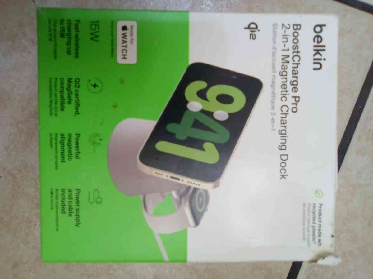 Boost Charge Pro   2 in 1 magnetic charging dock