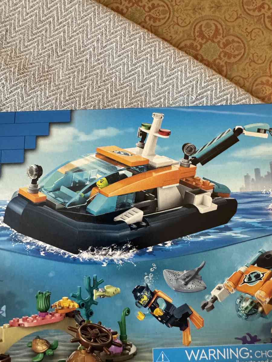 2005AMTT New Lego 60377 City Explorer Diving Boat Building S