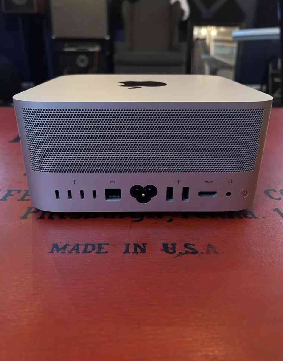 Apple Mac Studio M1 Max 10Core 64GB RAM 1TB SSD 32Core GPU E