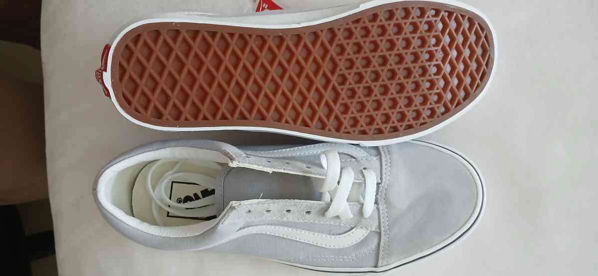 vans gray size 7 - Miami, Florida - FleaMarketBay
