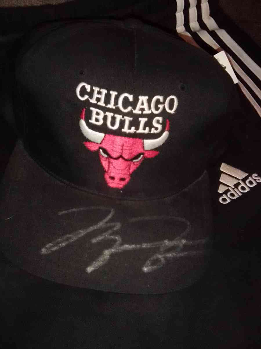 Michael Jordan signed autographed Chicago bulls hat